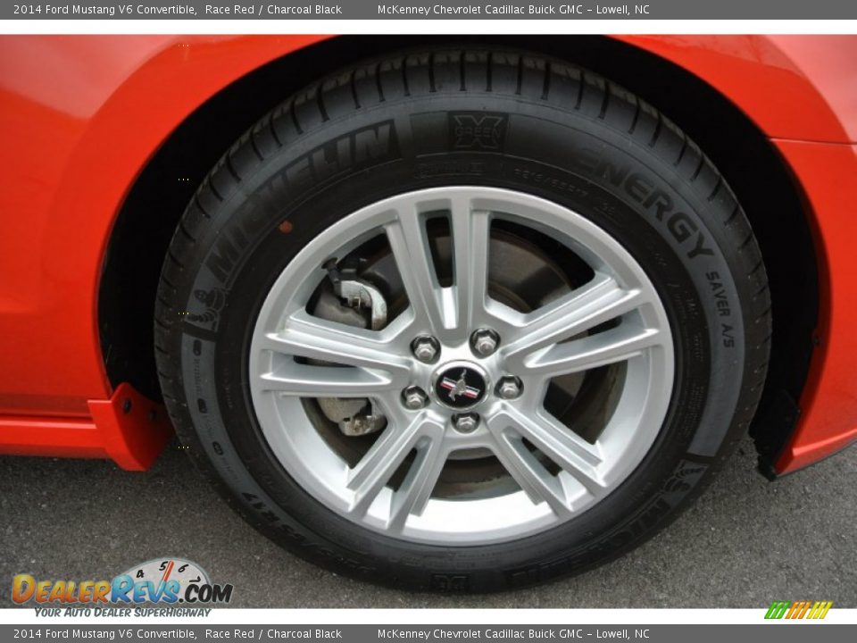 2014 Ford Mustang V6 Convertible Race Red / Charcoal Black Photo #25