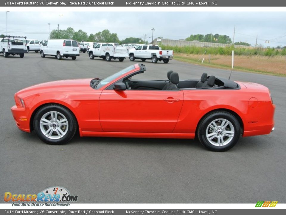 2014 Ford Mustang V6 Convertible Race Red / Charcoal Black Photo #28