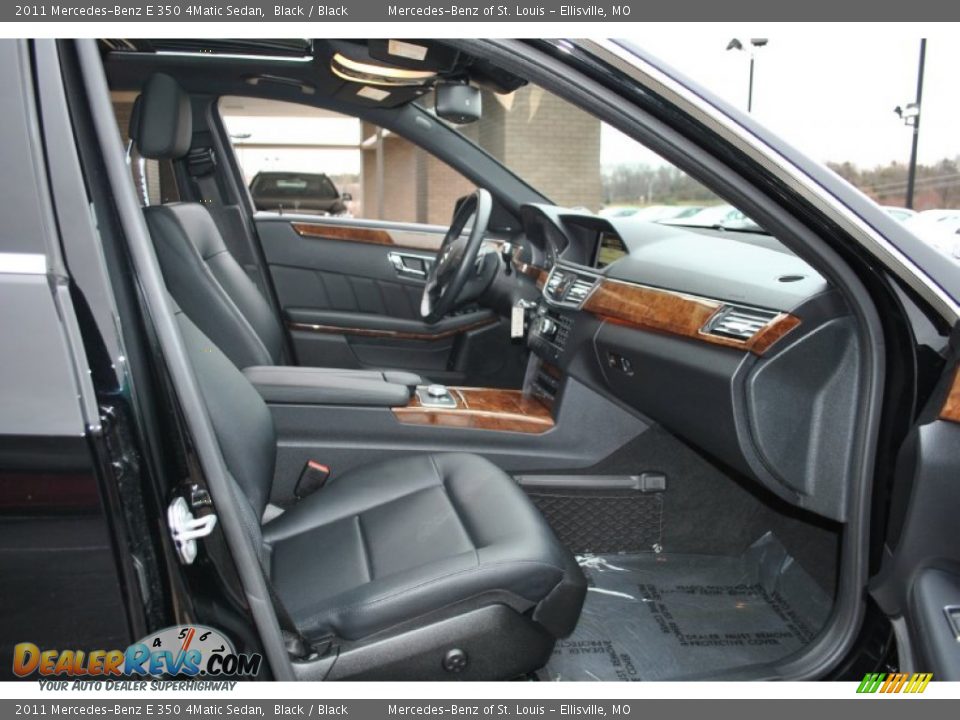 2011 Mercedes-Benz E 350 4Matic Sedan Black / Black Photo #3