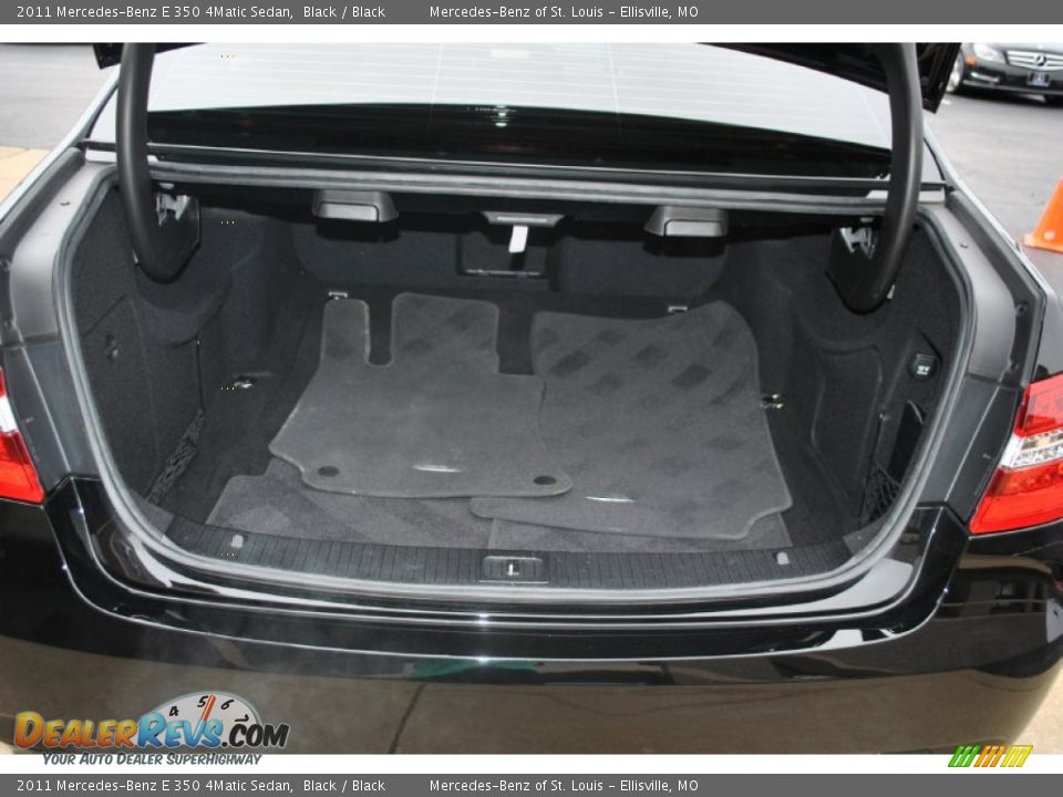 2011 Mercedes-Benz E 350 4Matic Sedan Black / Black Photo #9