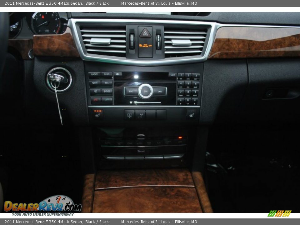 2011 Mercedes-Benz E 350 4Matic Sedan Black / Black Photo #18