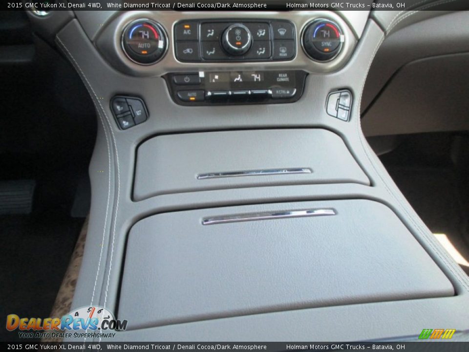 Controls of 2015 GMC Yukon XL Denali 4WD Photo #23