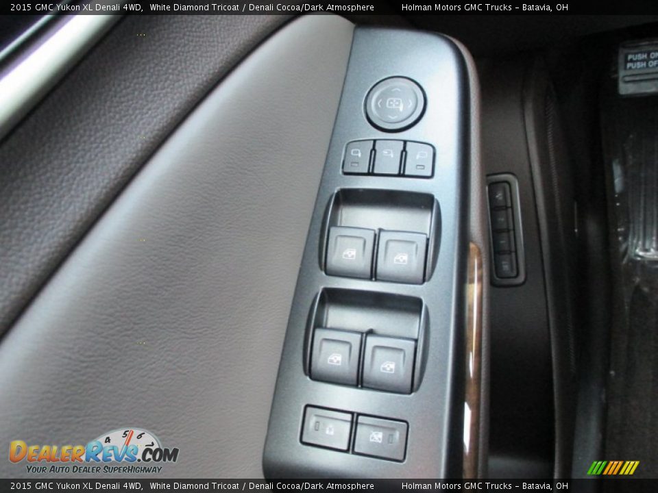 Controls of 2015 GMC Yukon XL Denali 4WD Photo #31
