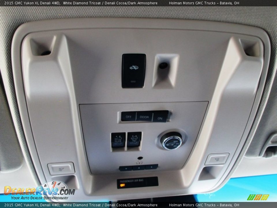 2015 GMC Yukon XL Denali 4WD White Diamond Tricoat / Denali Cocoa/Dark Atmosphere Photo #36