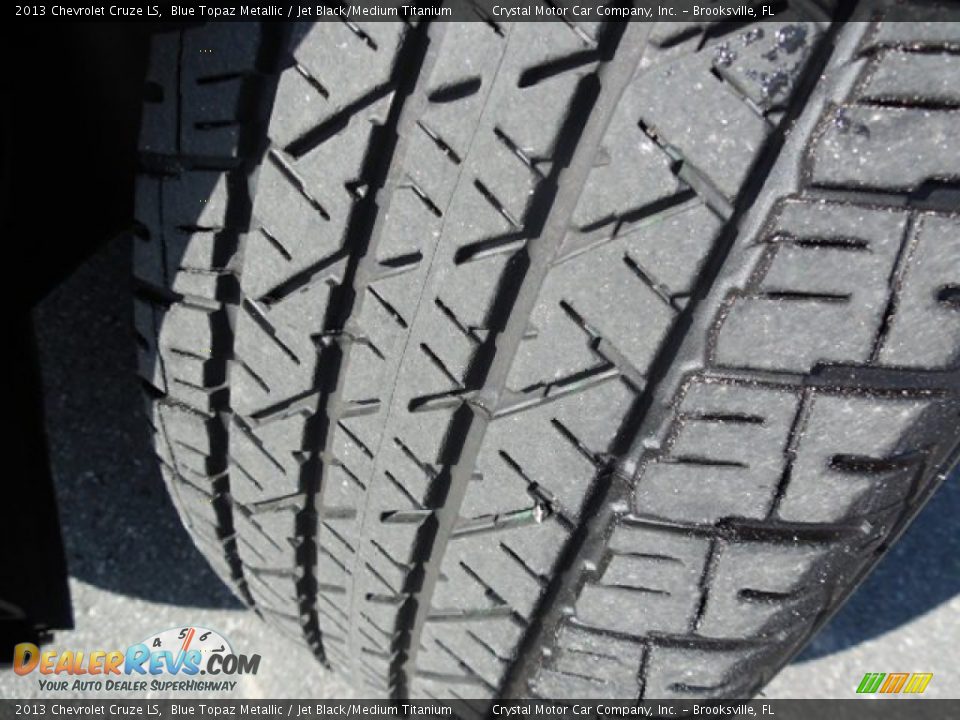 2013 Chevrolet Cruze LS Blue Topaz Metallic / Jet Black/Medium Titanium Photo #15