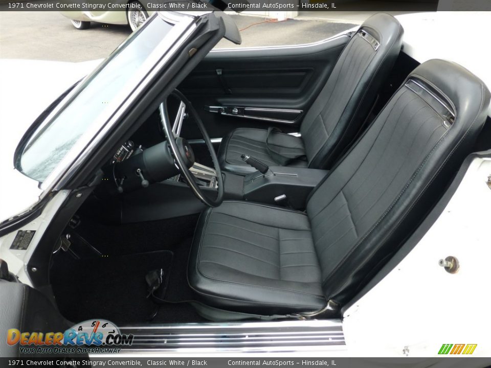 Front Seat of 1971 Chevrolet Corvette Stingray Convertible Photo #22