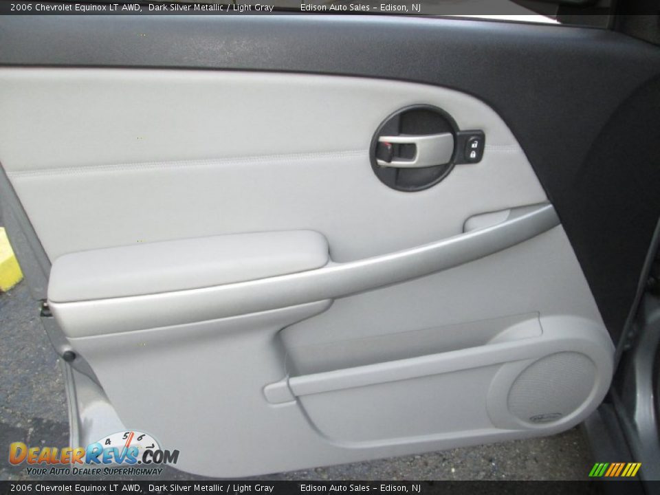 2006 Chevrolet Equinox LT AWD Dark Silver Metallic / Light Gray Photo #28