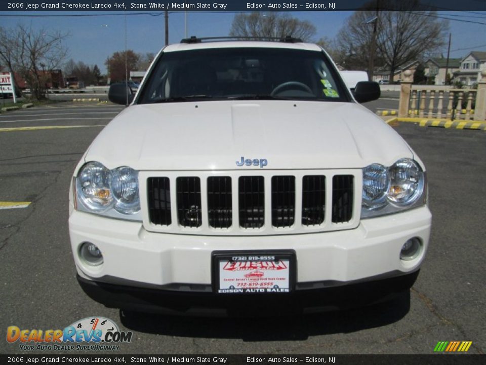 2006 Jeep Grand Cherokee Laredo 4x4 Stone White / Medium Slate Gray Photo #12