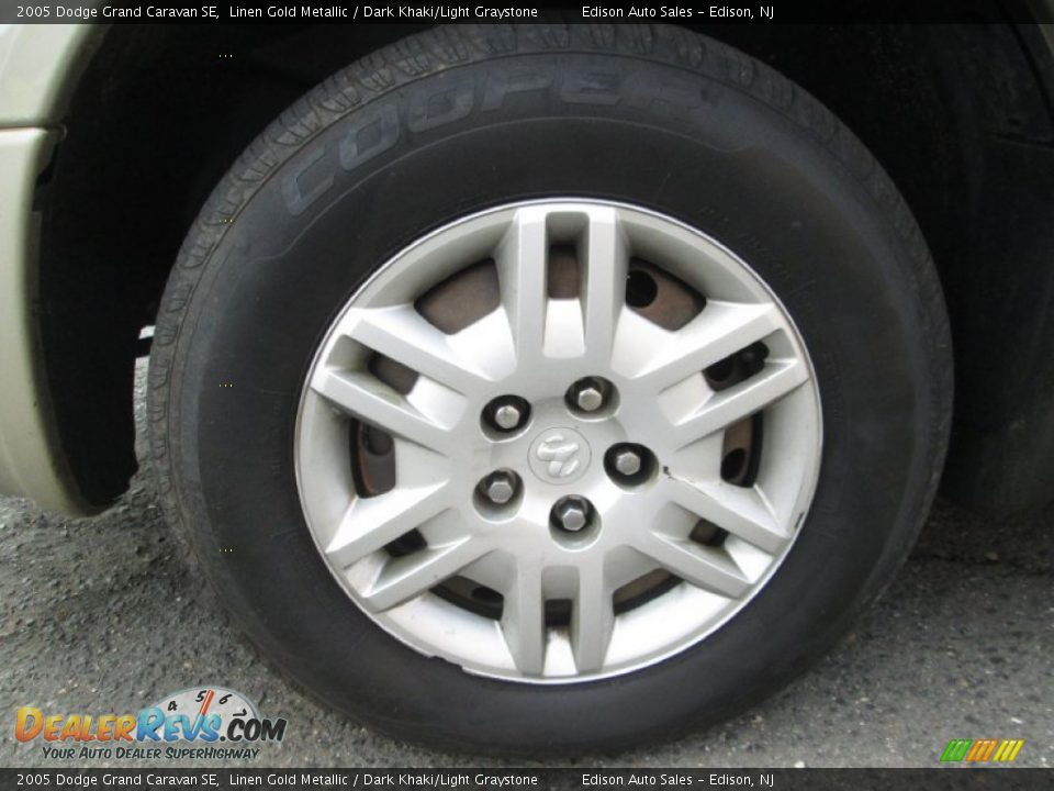 2005 Dodge Grand Caravan SE Linen Gold Metallic / Dark Khaki/Light Graystone Photo #24