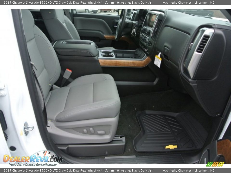 2015 Chevrolet Silverado 3500HD LTZ Crew Cab Dual Rear Wheel 4x4 Summit White / Jet Black/Dark Ash Photo #17