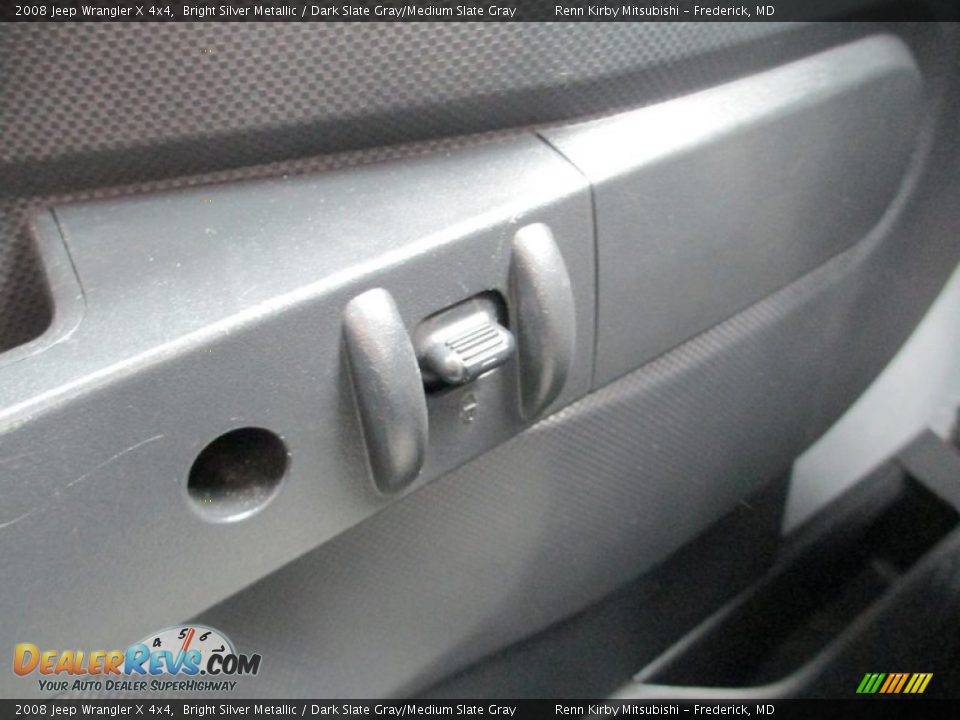 2008 Jeep Wrangler X 4x4 Bright Silver Metallic / Dark Slate Gray/Medium Slate Gray Photo #17