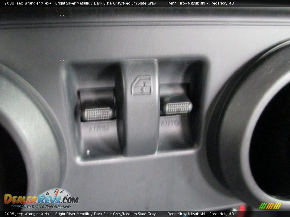 2008 Jeep Wrangler X 4x4 Bright Silver Metallic / Dark Slate Gray/Medium Slate Gray Photo #26