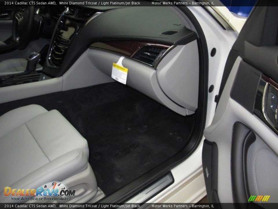 2014 Cadillac CTS Sedan AWD White Diamond Tricoat / Light Platinum/Jet Black Photo #17