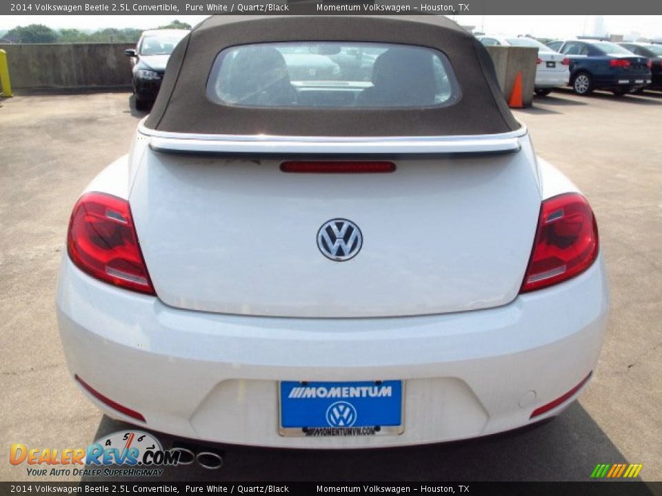 2014 Volkswagen Beetle 2.5L Convertible Pure White / Quartz/Black Photo #5