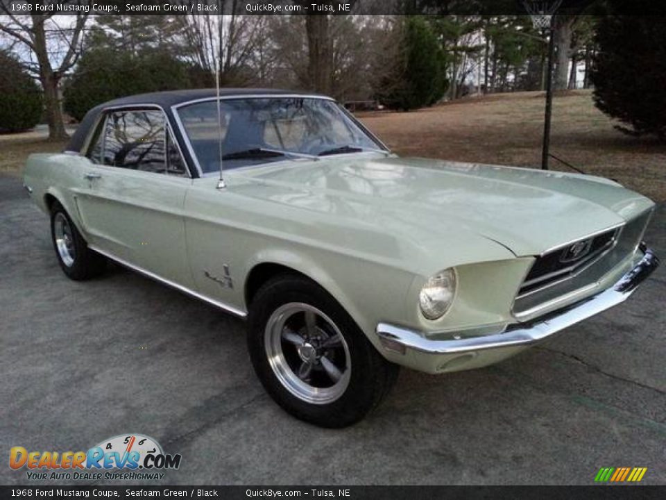 Front 3/4 View of 1968 Ford Mustang Coupe Photo #2