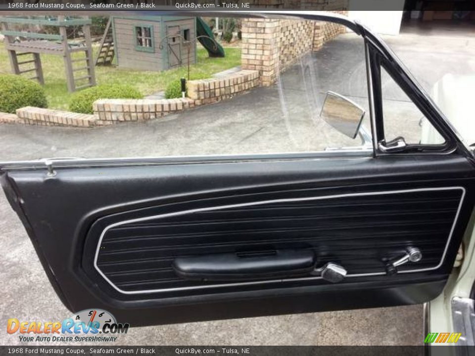 Door Panel of 1968 Ford Mustang Coupe Photo #3