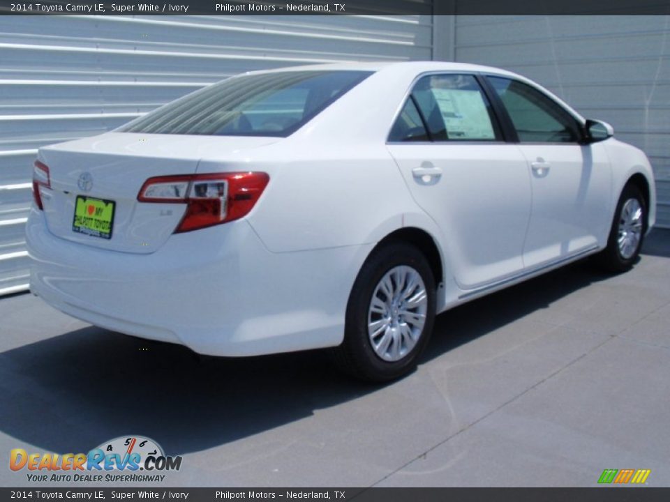 2014 Toyota Camry LE Super White / Ivory Photo #4
