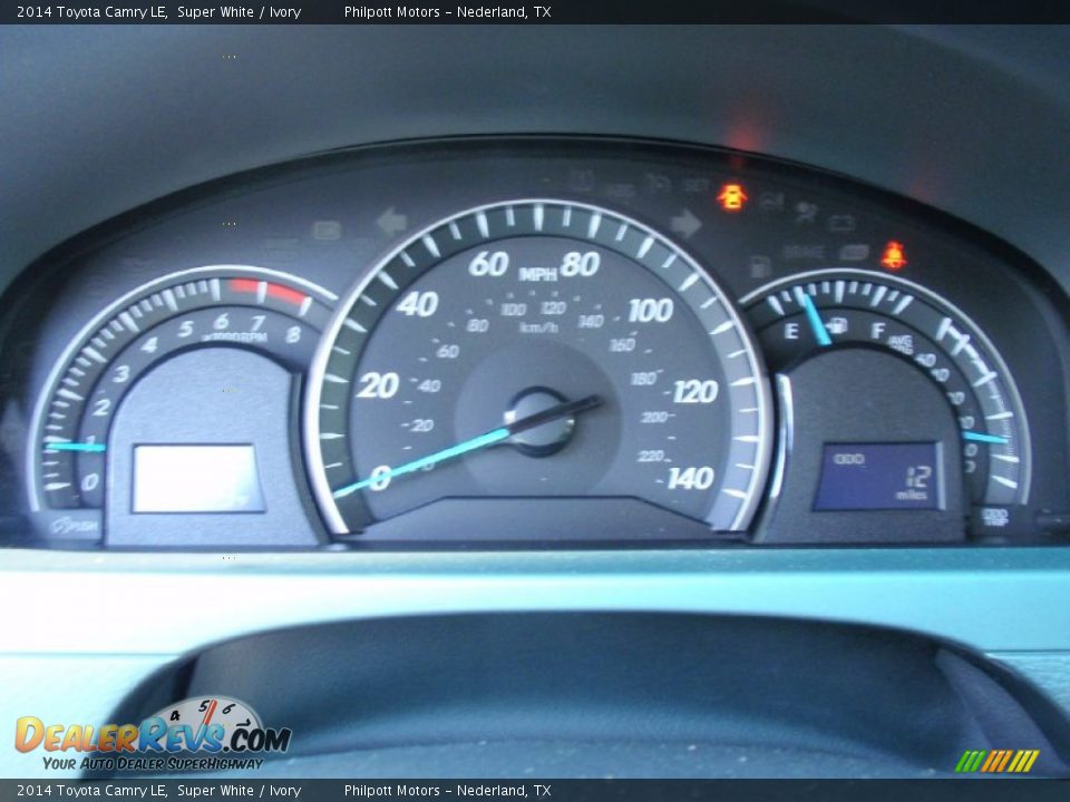 2014 Toyota Camry LE Super White / Ivory Photo #30