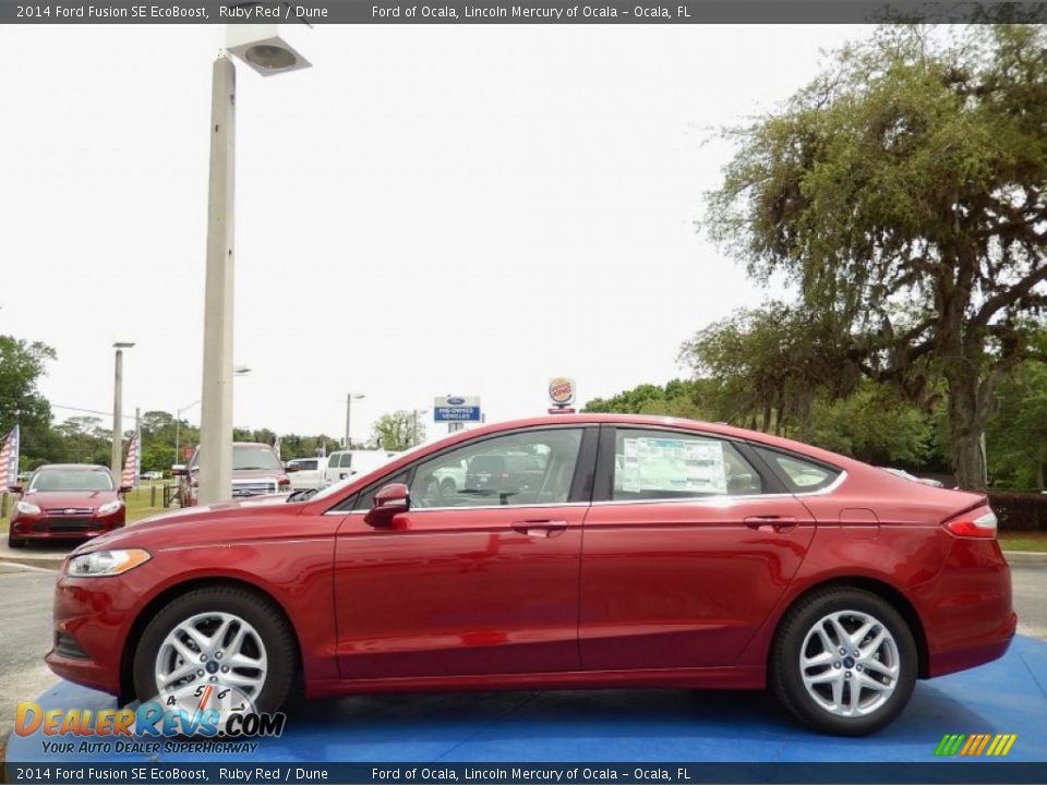 2014 Ford Fusion SE EcoBoost Ruby Red / Dune Photo #2