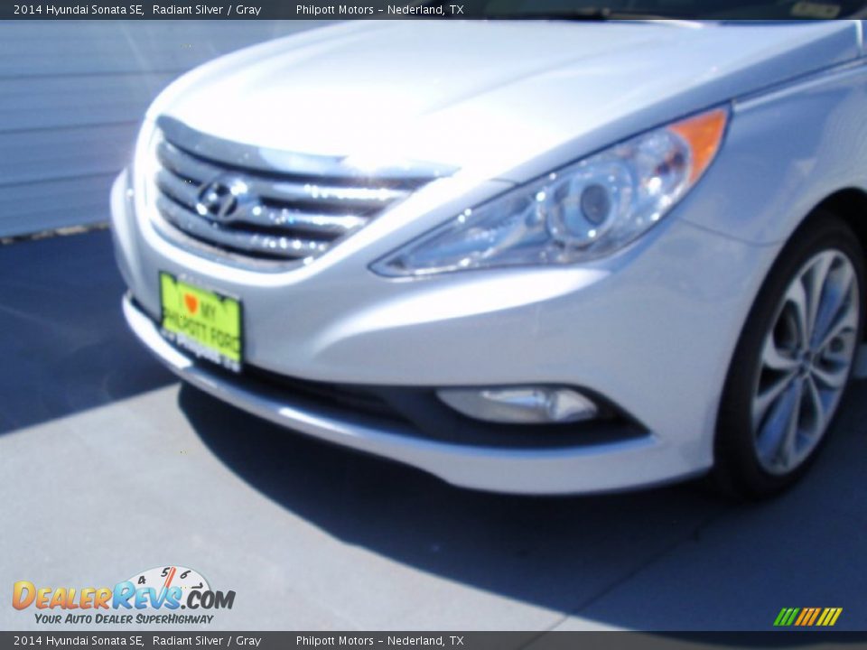 2014 Hyundai Sonata SE Radiant Silver / Gray Photo #12