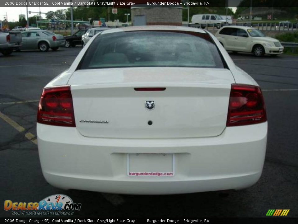 2006 Dodge Charger SE Cool Vanilla / Dark Slate Gray/Light Slate Gray Photo #4