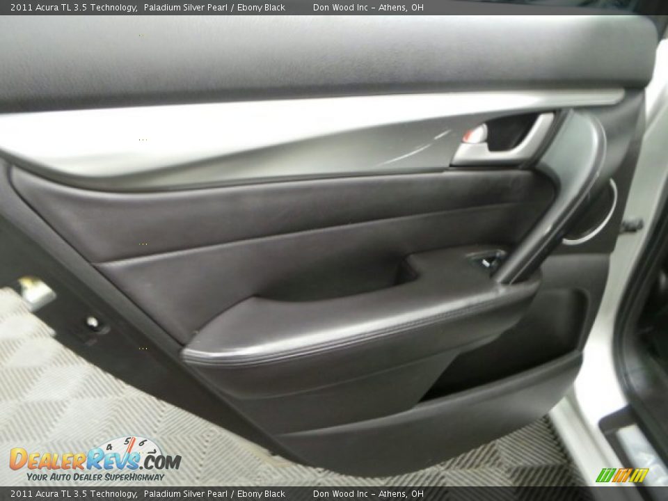 2011 Acura TL 3.5 Technology Paladium Silver Pearl / Ebony Black Photo #15