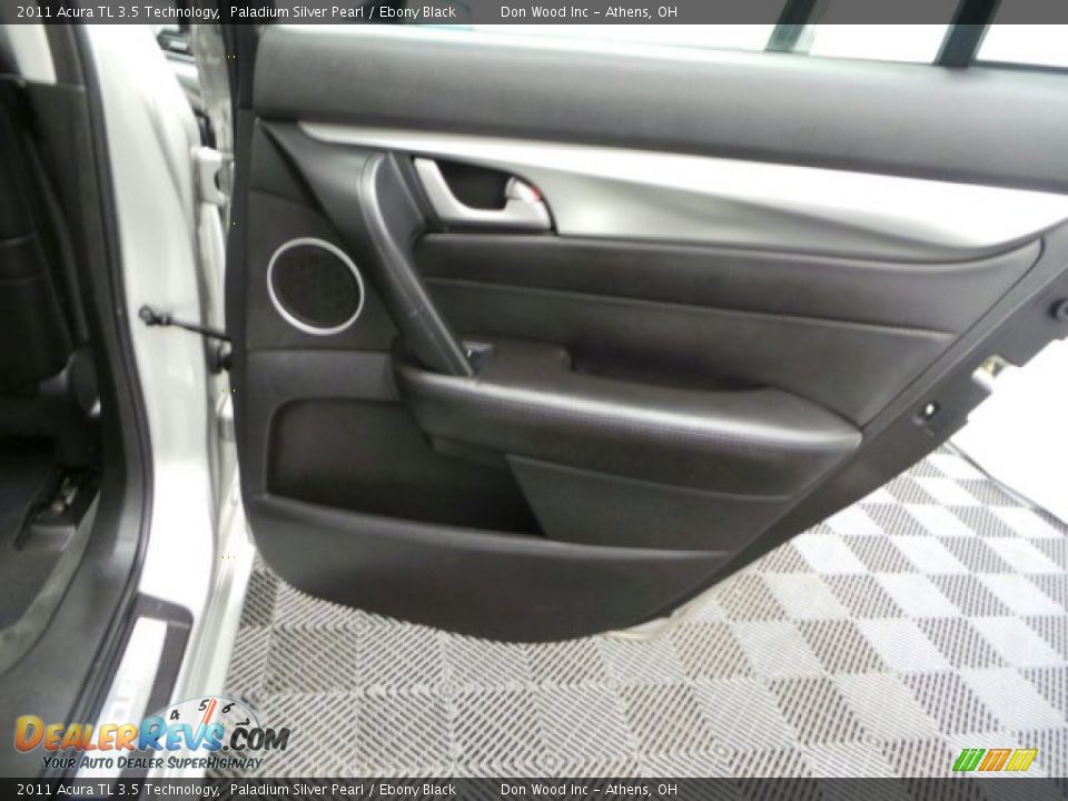 2011 Acura TL 3.5 Technology Paladium Silver Pearl / Ebony Black Photo #16