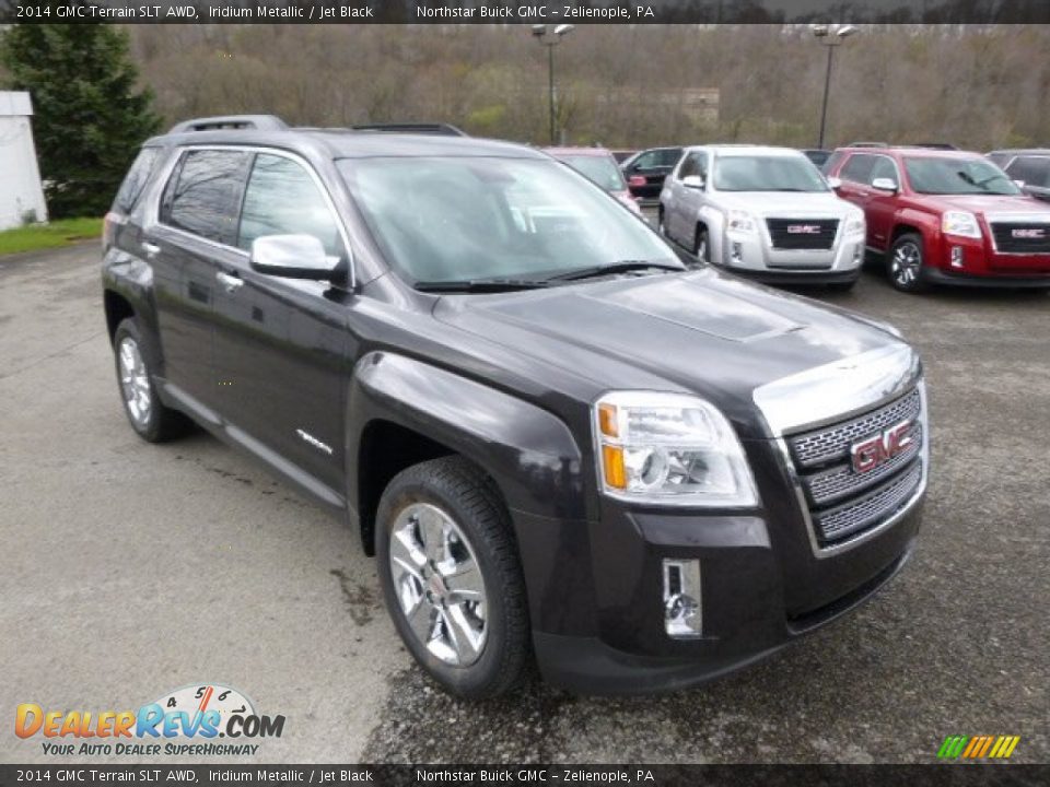 Front 3/4 View of 2014 GMC Terrain SLT AWD Photo #3