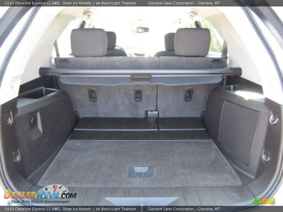 2010 Chevrolet Equinox LS AWD Silver Ice Metallic / Jet Black/Light Titanium Photo #9