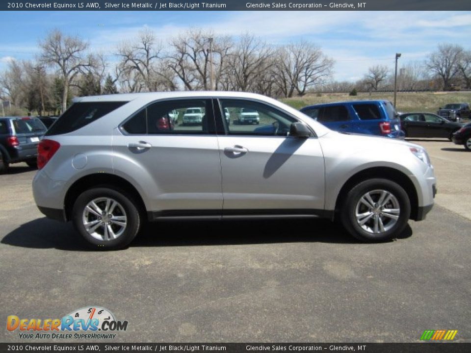 2010 Chevrolet Equinox LS AWD Silver Ice Metallic / Jet Black/Light Titanium Photo #20