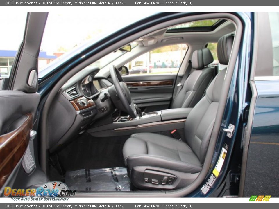 Front Seat of 2013 BMW 7 Series 750Li xDrive Sedan Photo #11