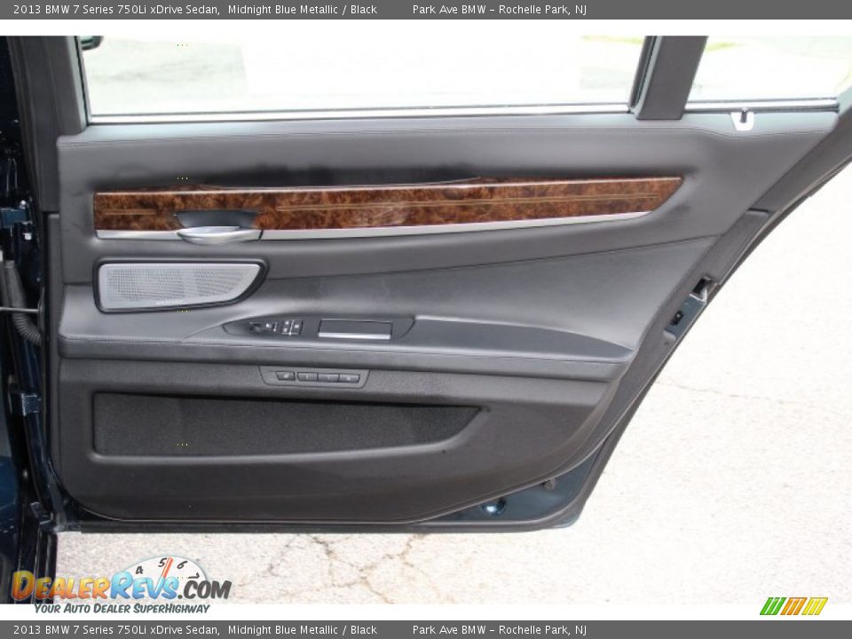 Door Panel of 2013 BMW 7 Series 750Li xDrive Sedan Photo #23