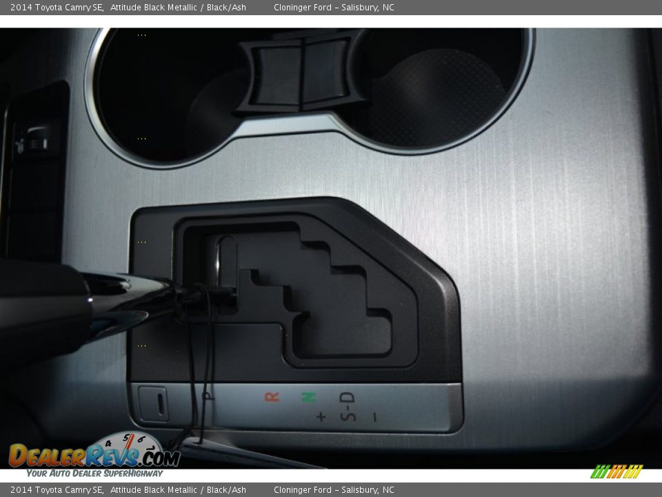 2014 Toyota Camry SE Attitude Black Metallic / Black/Ash Photo #23