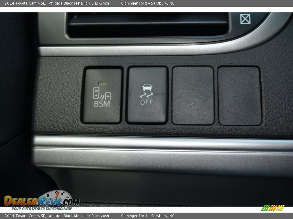 2014 Toyota Camry SE Attitude Black Metallic / Black/Ash Photo #27
