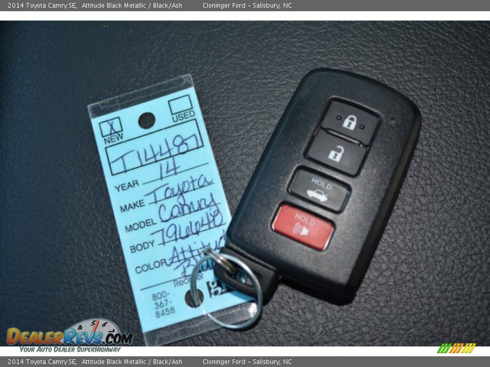 2014 Toyota Camry SE Attitude Black Metallic / Black/Ash Photo #29