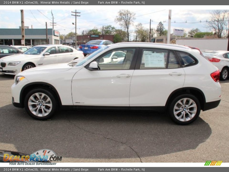 2014 BMW X1 xDrive28i Mineral White Metallic / Sand Beige Photo #6