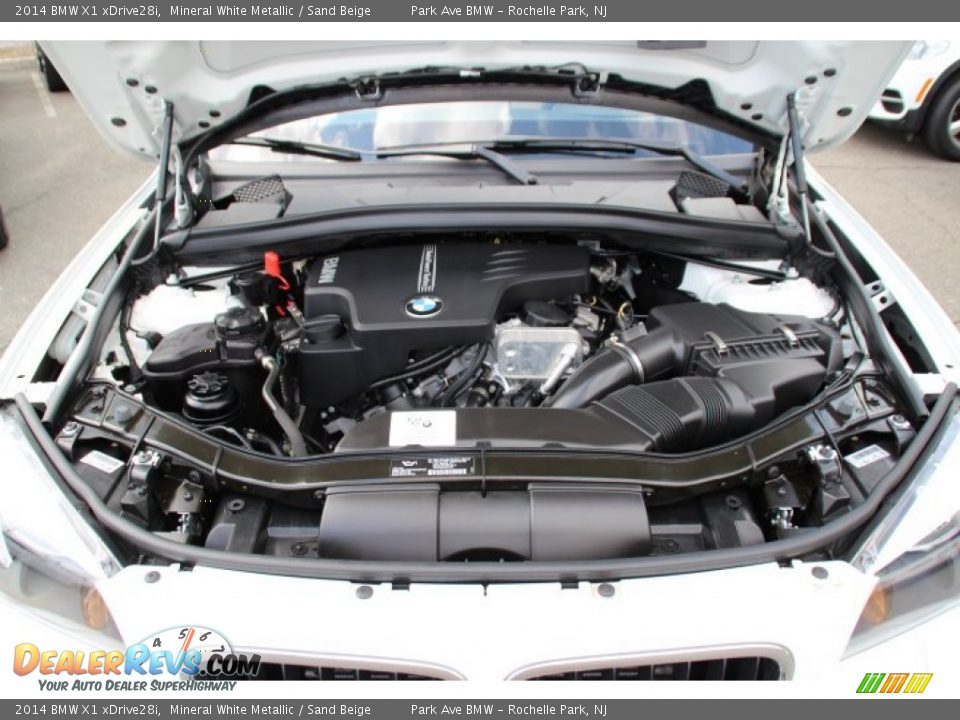 2014 BMW X1 xDrive28i Mineral White Metallic / Sand Beige Photo #29