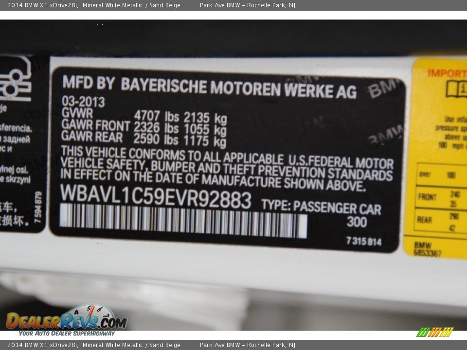 2014 BMW X1 xDrive28i Mineral White Metallic / Sand Beige Photo #33