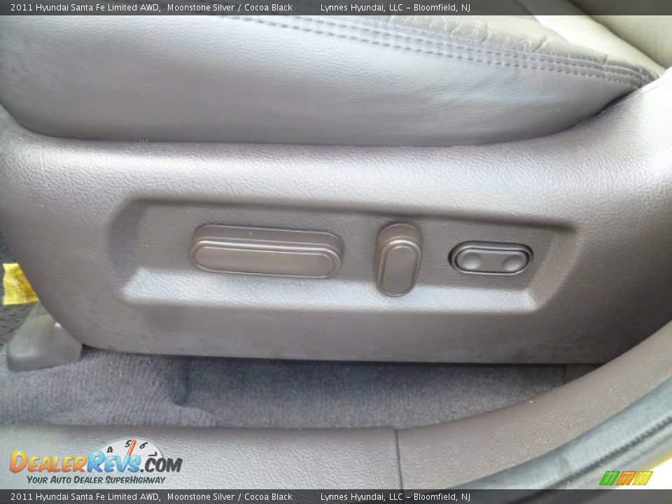 2011 Hyundai Santa Fe Limited AWD Moonstone Silver / Cocoa Black Photo #8