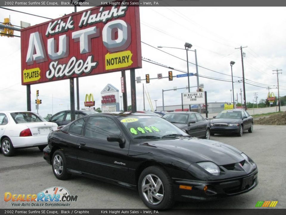 2002 Pontiac Sunfire SE Coupe Black / Graphite Photo #1