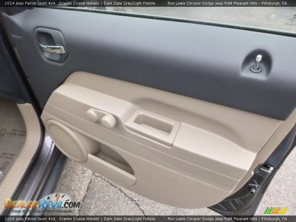2014 Jeep Patriot Sport 4x4 Granite Crystal Metallic / Dark Slate Gray/Light Pebble Photo #12