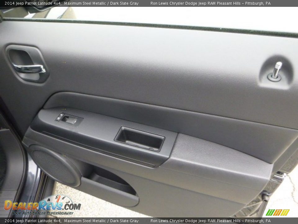 2014 Jeep Patriot Latitude 4x4 Maximum Steel Metallic / Dark Slate Gray Photo #12
