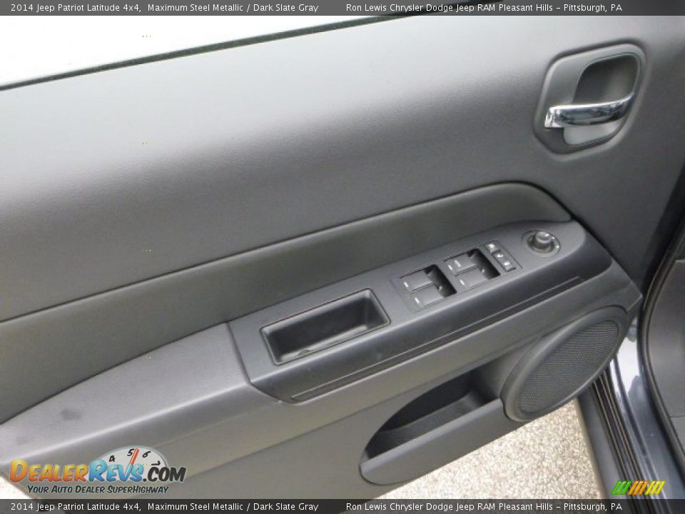 2014 Jeep Patriot Latitude 4x4 Maximum Steel Metallic / Dark Slate Gray Photo #17