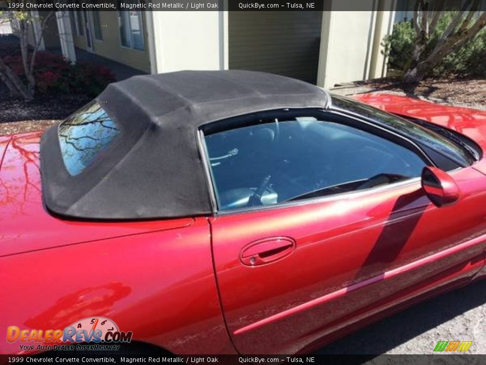 1999 Chevrolet Corvette Convertible Magnetic Red Metallic / Light Oak Photo #3
