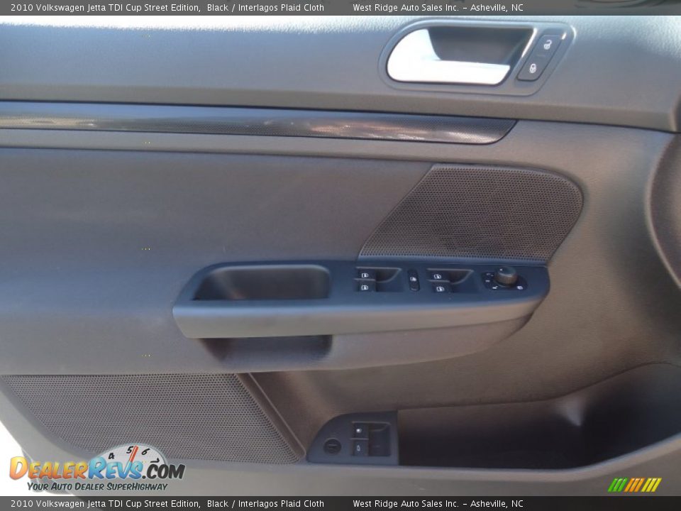 2010 Volkswagen Jetta TDI Cup Street Edition Black / Interlagos Plaid Cloth Photo #11