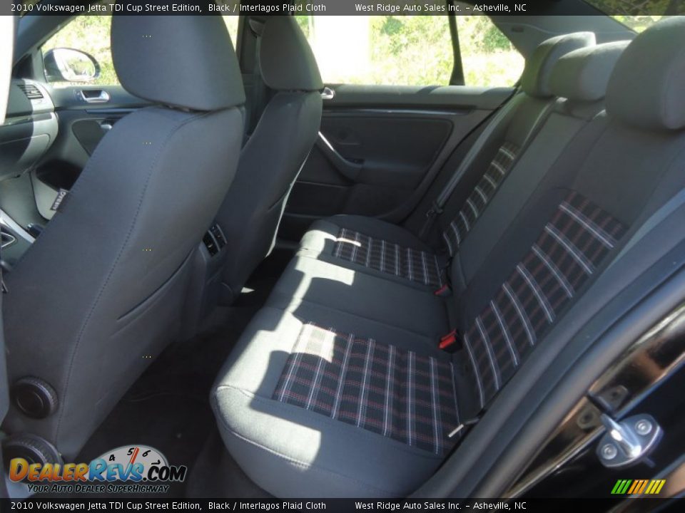 Rear Seat of 2010 Volkswagen Jetta TDI Cup Street Edition Photo #24