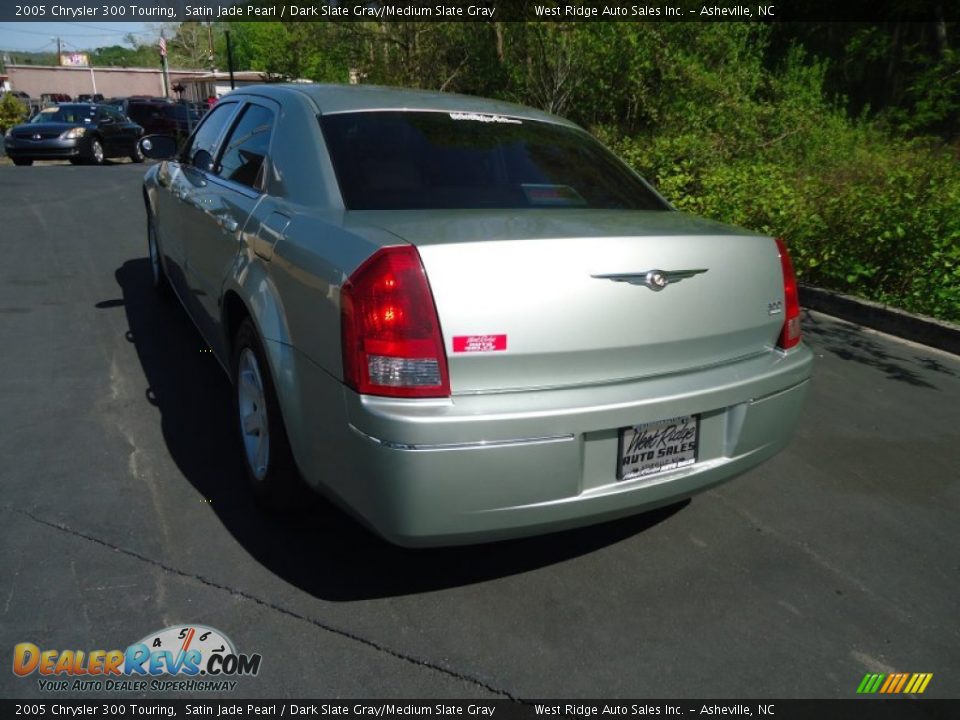 2005 Chrysler 300 Touring Satin Jade Pearl / Dark Slate Gray/Medium Slate Gray Photo #7