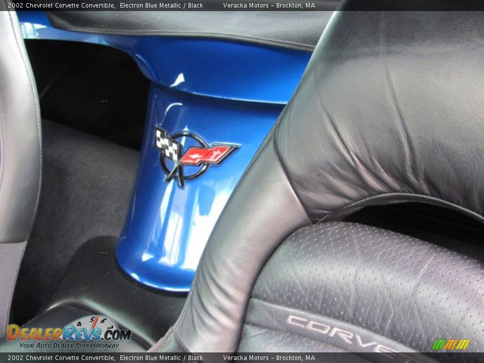 2002 Chevrolet Corvette Convertible Electron Blue Metallic / Black Photo #10