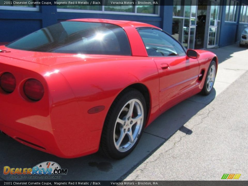 2001 Chevrolet Corvette Coupe Magnetic Red II Metallic / Black Photo #8