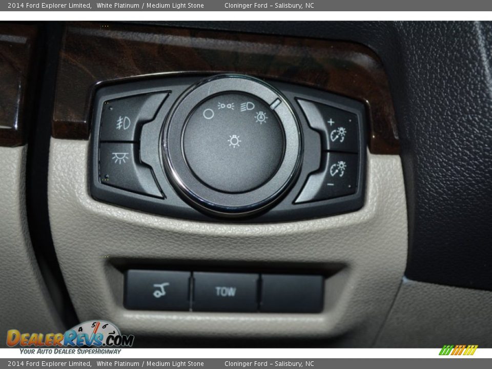 2014 Ford Explorer Limited White Platinum / Medium Light Stone Photo #29